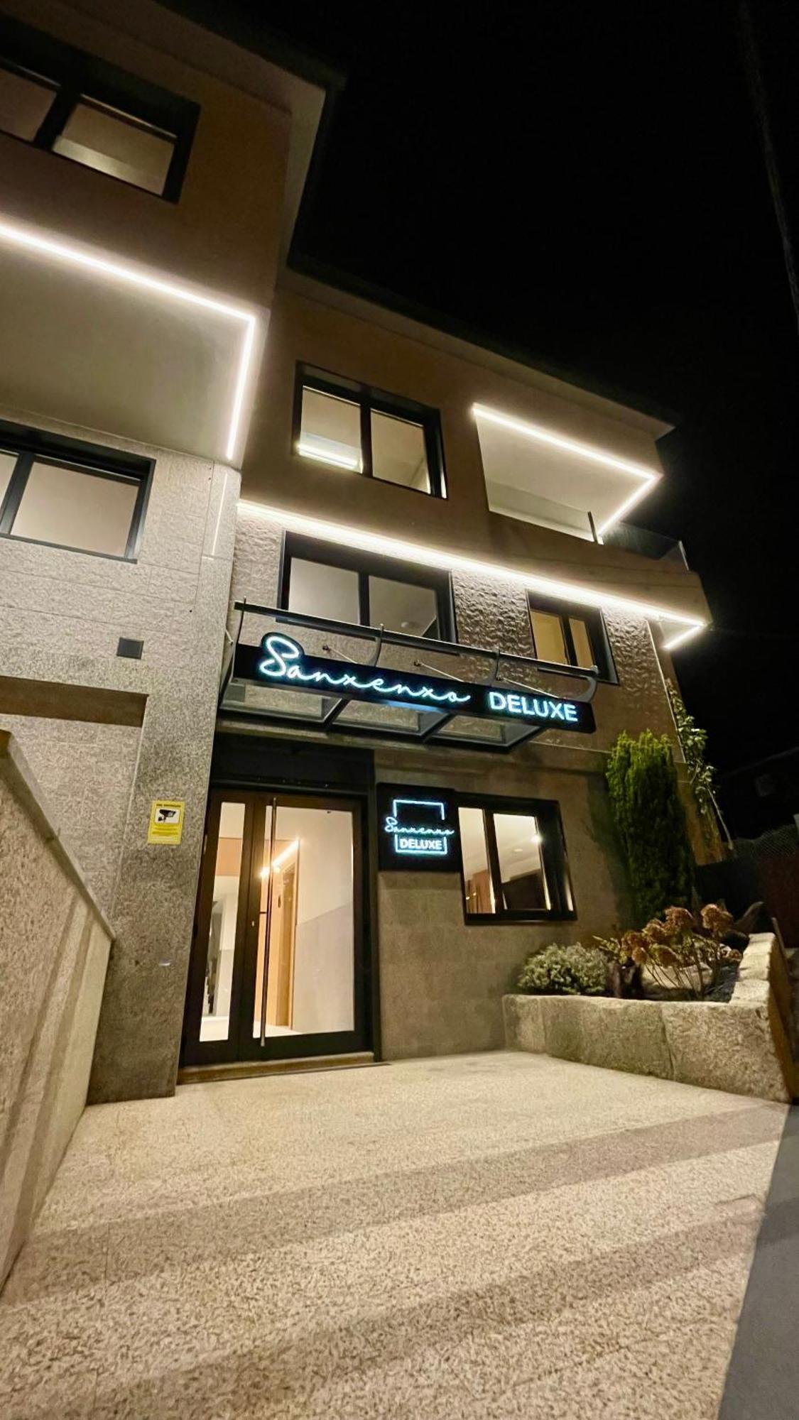 Sanxenxo Deluxe Apartamentos Luaran gambar